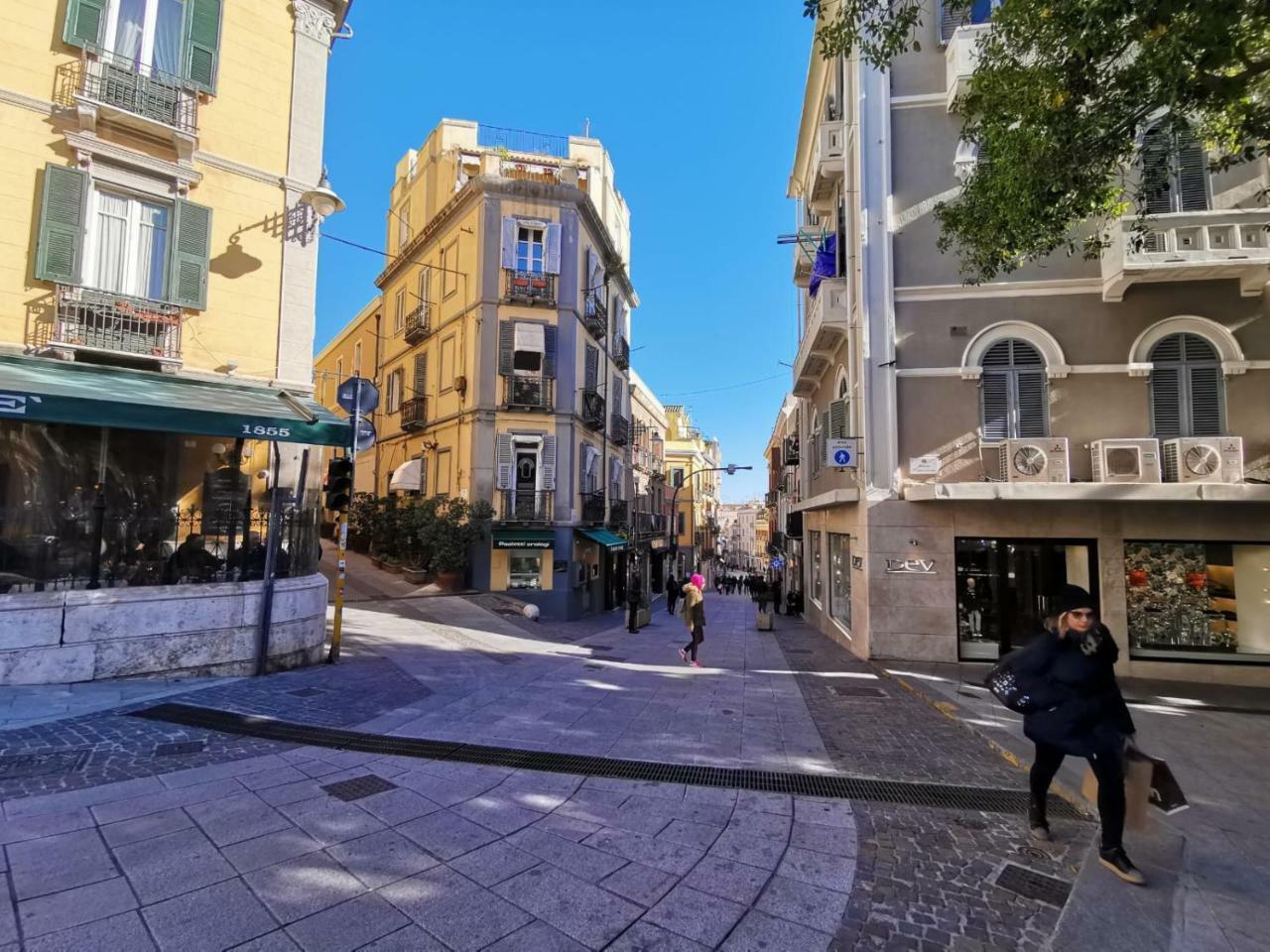 Suitesgaribaldi Cagliari Dış mekan fotoğraf